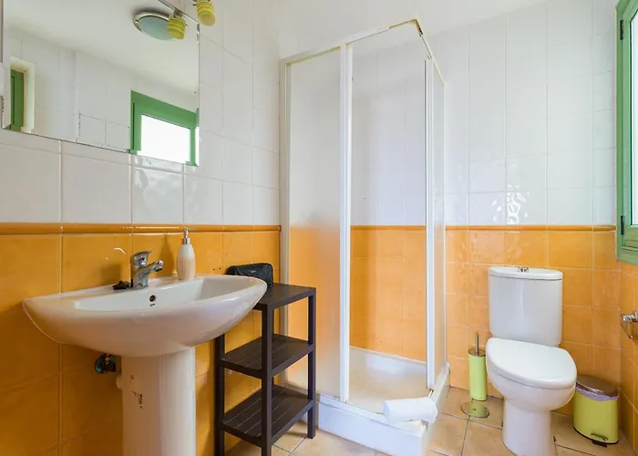 Homeforguest Con Piscina En