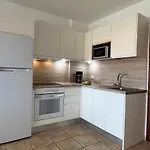 Homeforguest Con Piscina En