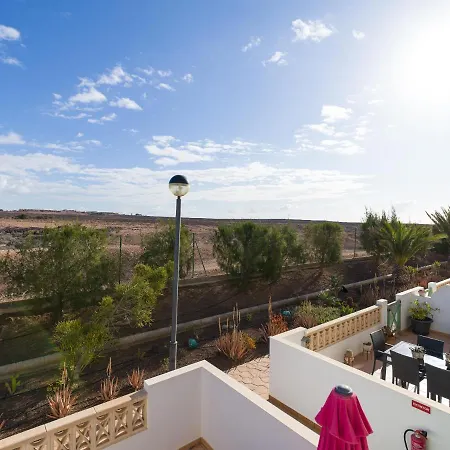 Homeforguest Con Piscina En *