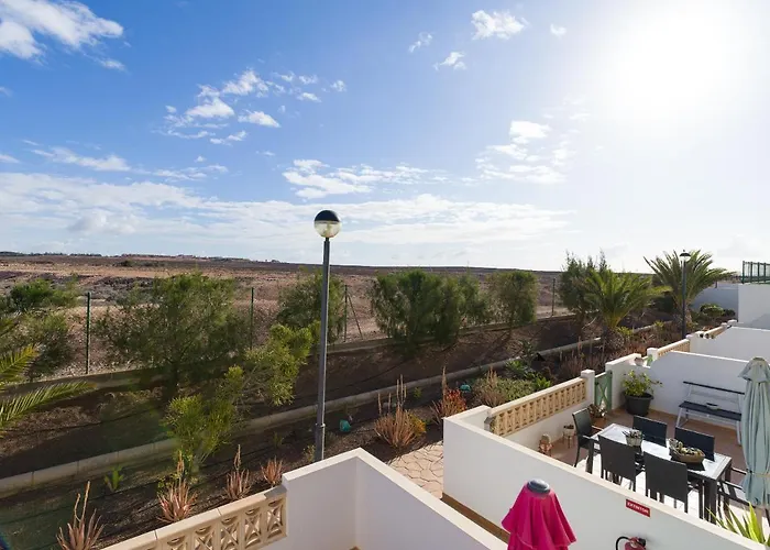 Homeforguest Con Piscina En *