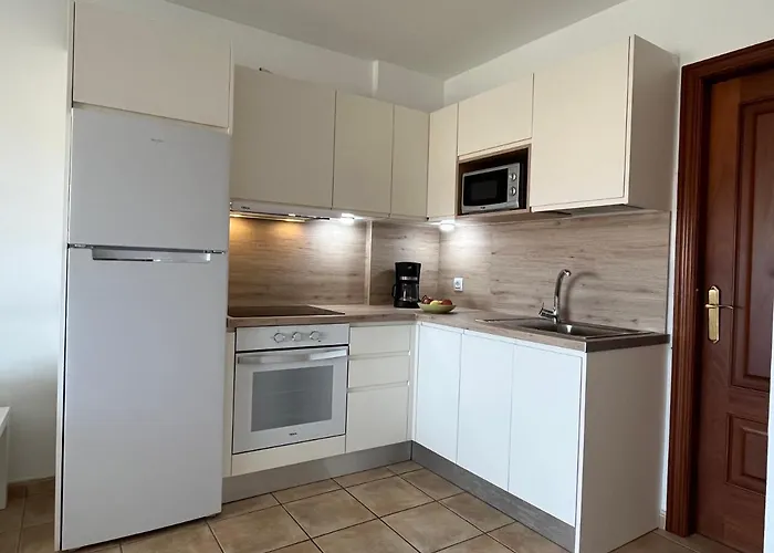 Homeforguest Con Piscina En